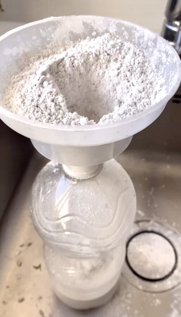 Gipsen kommes i en flaske